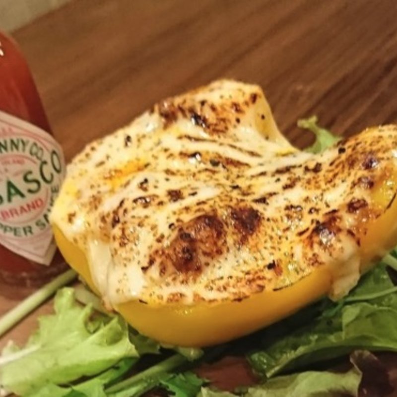 パプリカのボロネーゼ詰め(とある池袋のビストロ酒場Bisrock 池袋西口店)