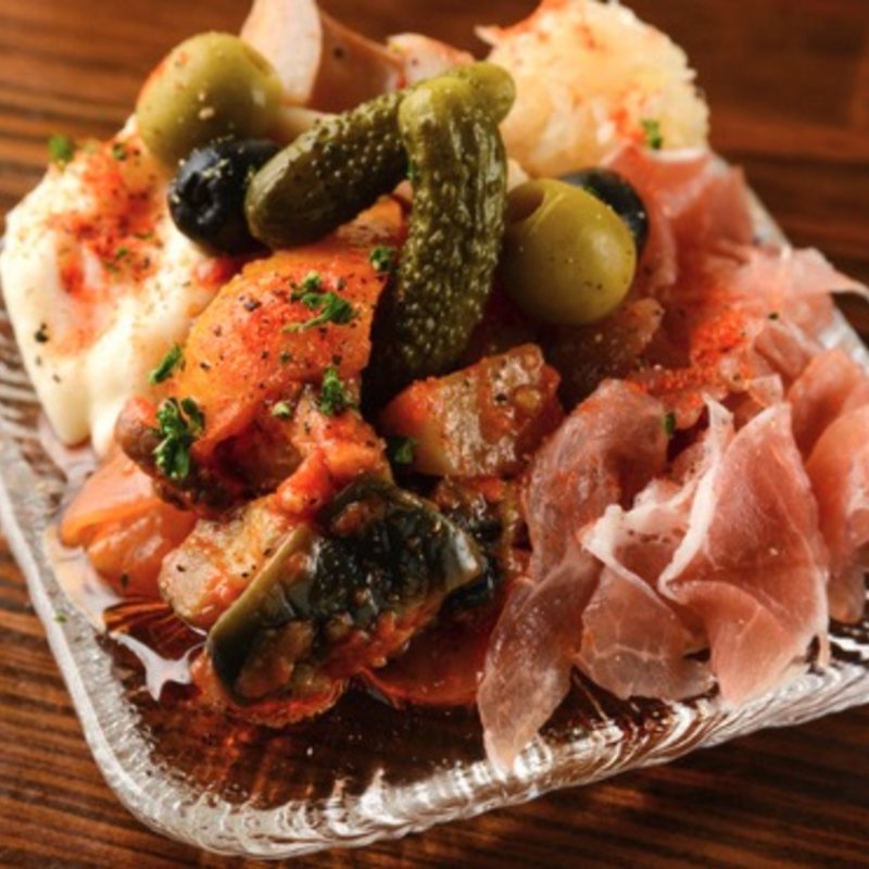 お惣菜屋さんの盛り合わせ(とある池袋のビストロ酒場Bisrock 池袋西口店)