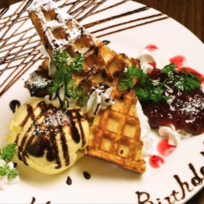 ビスロックワッフル(とある池袋のビストロ酒場Bisrock 池袋西口店)