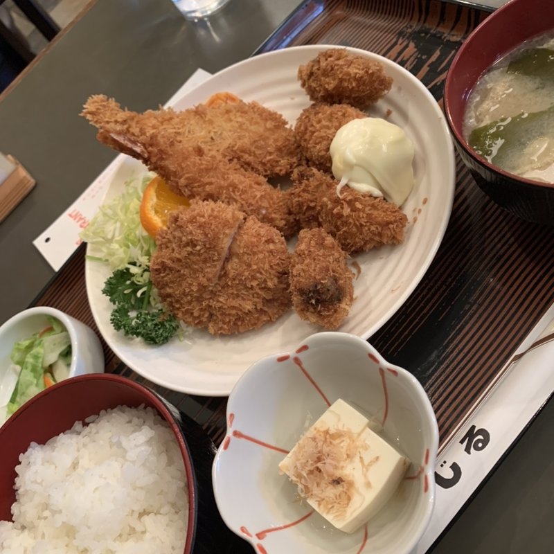 カキ徳盛定食(ぶらじる )