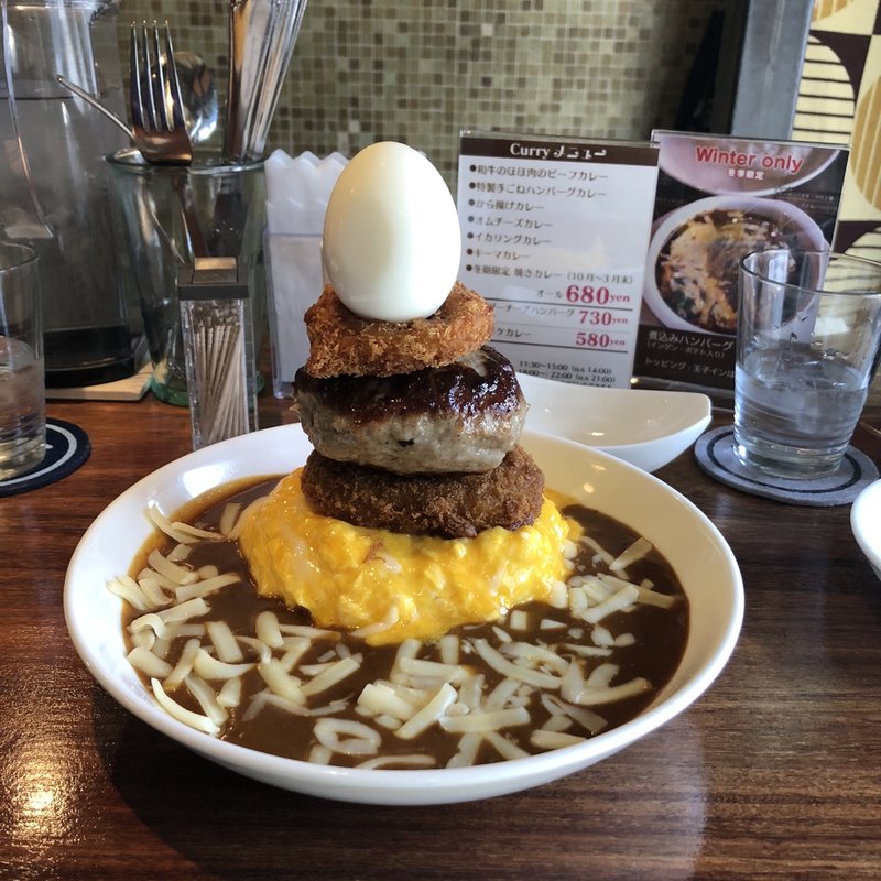 オムチーズ&ハンバーグ&コロッケ&ゆで卵(じゃらん食堂)