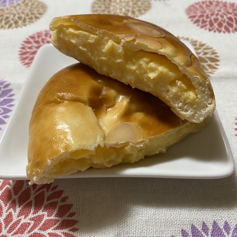 クリームパン(幸福堂)