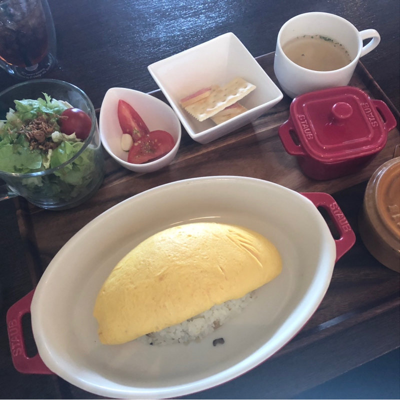 デミグラスソースのオムライス(cafe &kitchen LIBERTY)