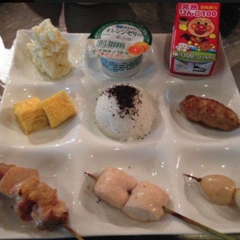 お子様プレート(こけ ぴよ)