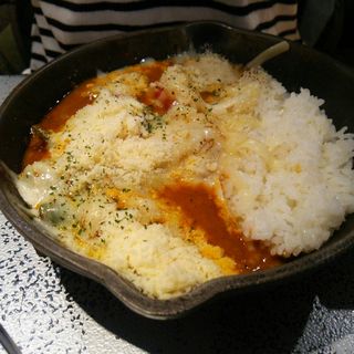えのき3種チーズカレー(野菜を食べるカレーcamp express 相鉄ジョイナス店)