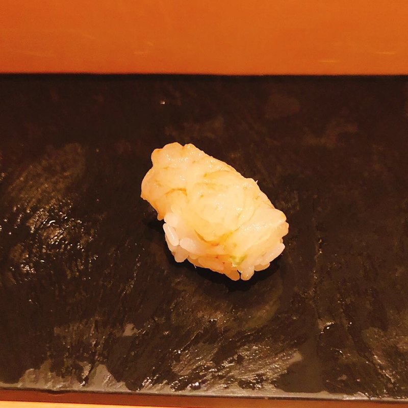 白海老の握り(寿し処くに)