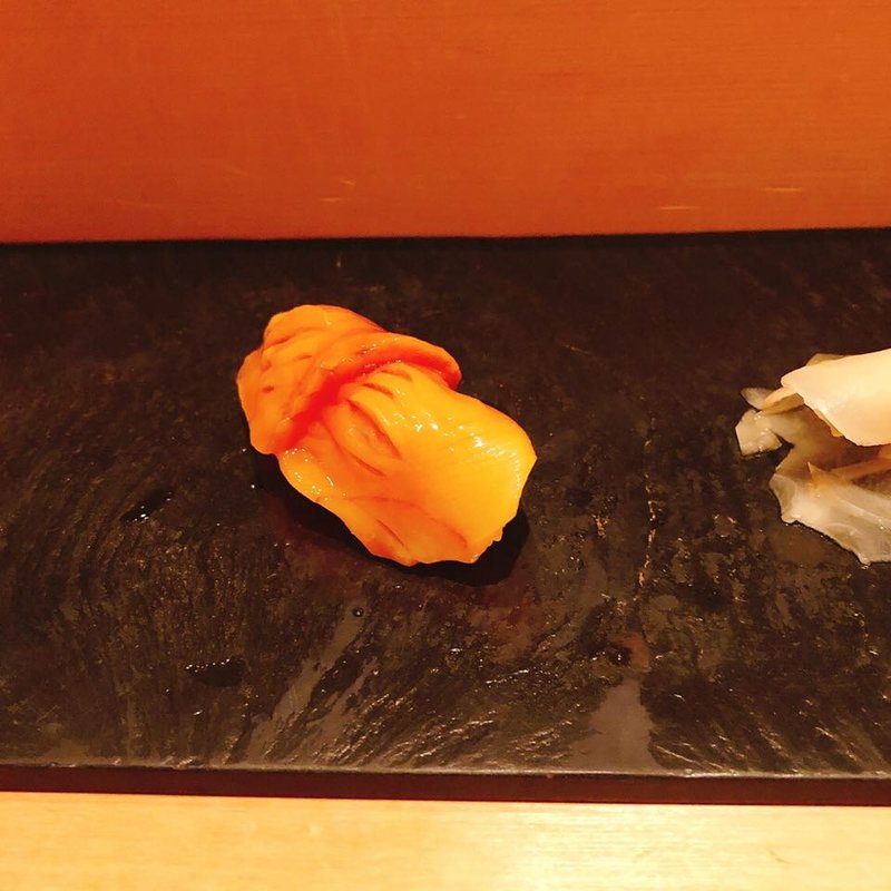 赤貝の握り(寿し処くに)