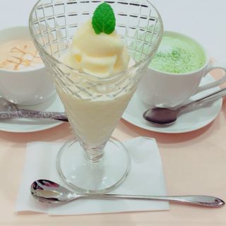 みるくせーき(和風喫茶　志らみず )