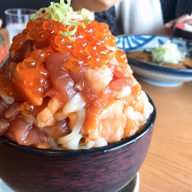 漁師漬け丼(伊豆高原ビール うまいもん処 （イズコウゲンビール ウマイモンドコロ）)