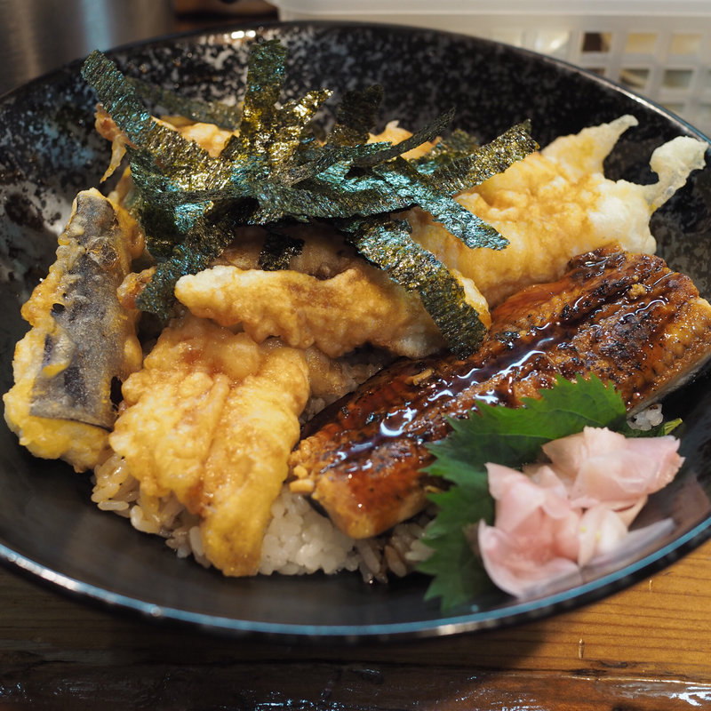 海老あなご鰻丼(谷町 一味禅)