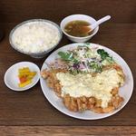 手作りタルタルのチキン南蛮定食(蘭蘭亭)