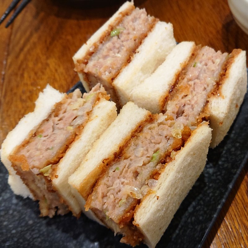 ぶっちぎりサンド(ぶっちぎり酒場 鶴見店 )