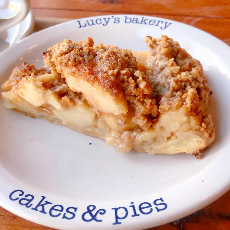 アップルクランブルパイ(ルーシーズベーカリー （Lucy's Bakery）)