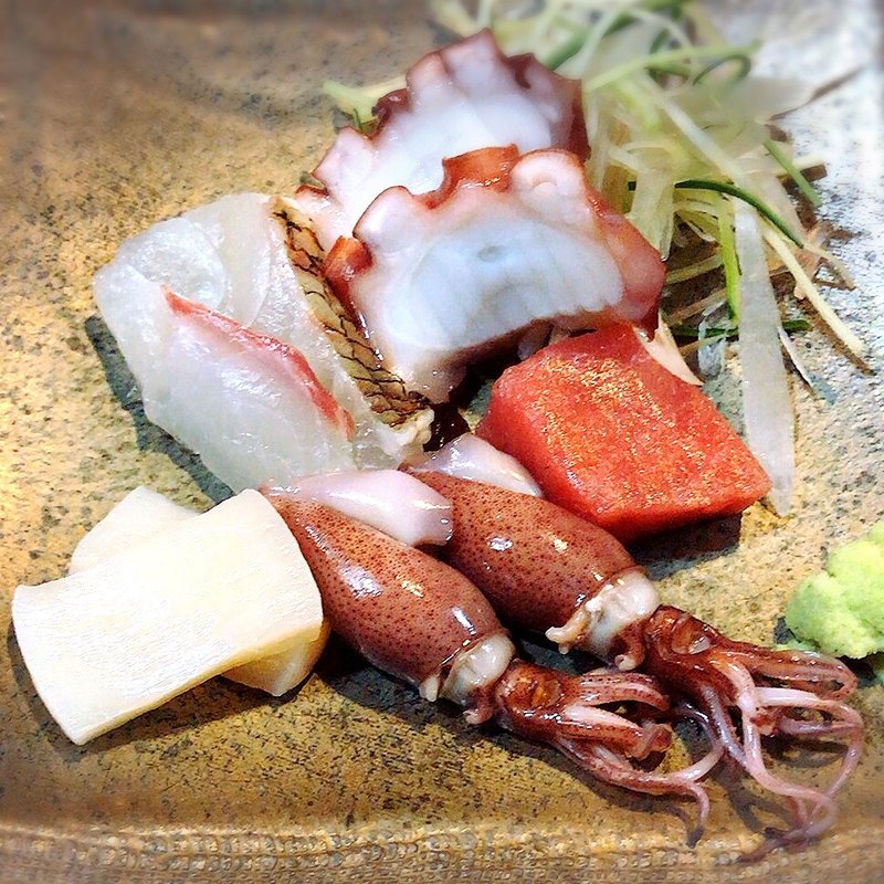 刺身盛り合わせ(神子元)