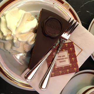 ザッハトルテ(cafe sacher)