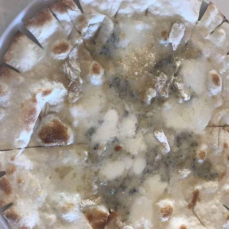 クワトロフォルマッジ(アトリエ・ド・フロマージュ 本店 （Atelier de Fromage）)