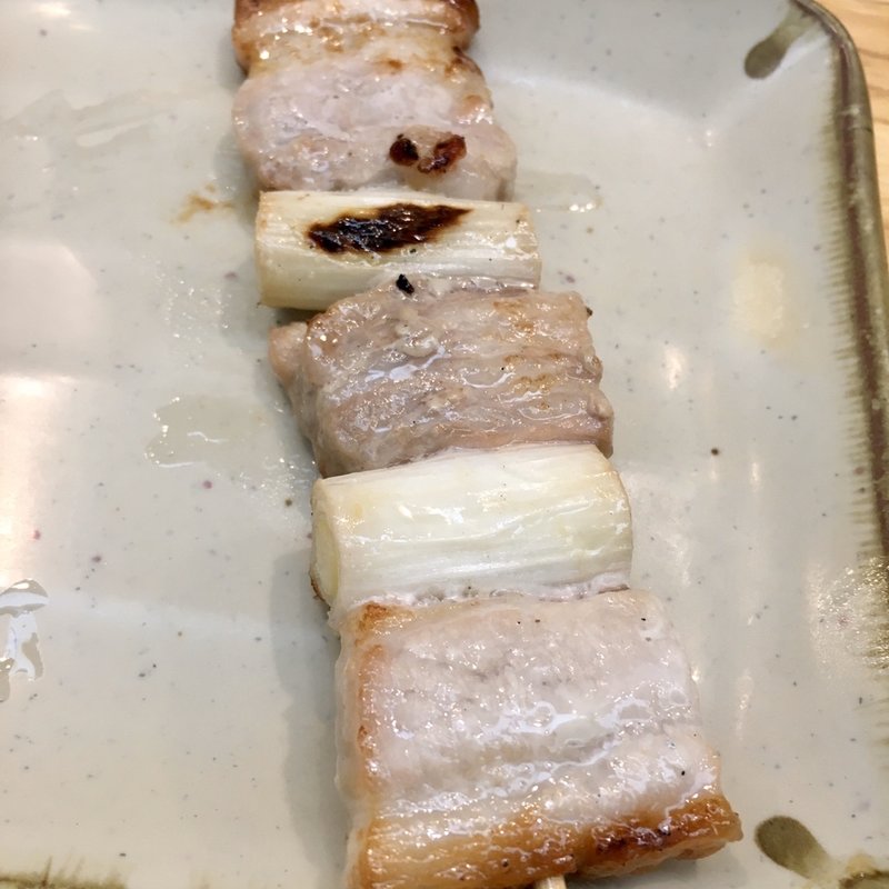 豚精肉(串鳥 三番街店)