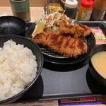 ロースかつ＆アジフライ定食(とんかつ 松のや 東新宿店)