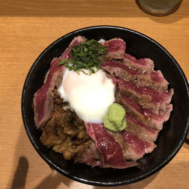 あか牛丼(あか牛Dining yoka-yoka KITTE博多店)