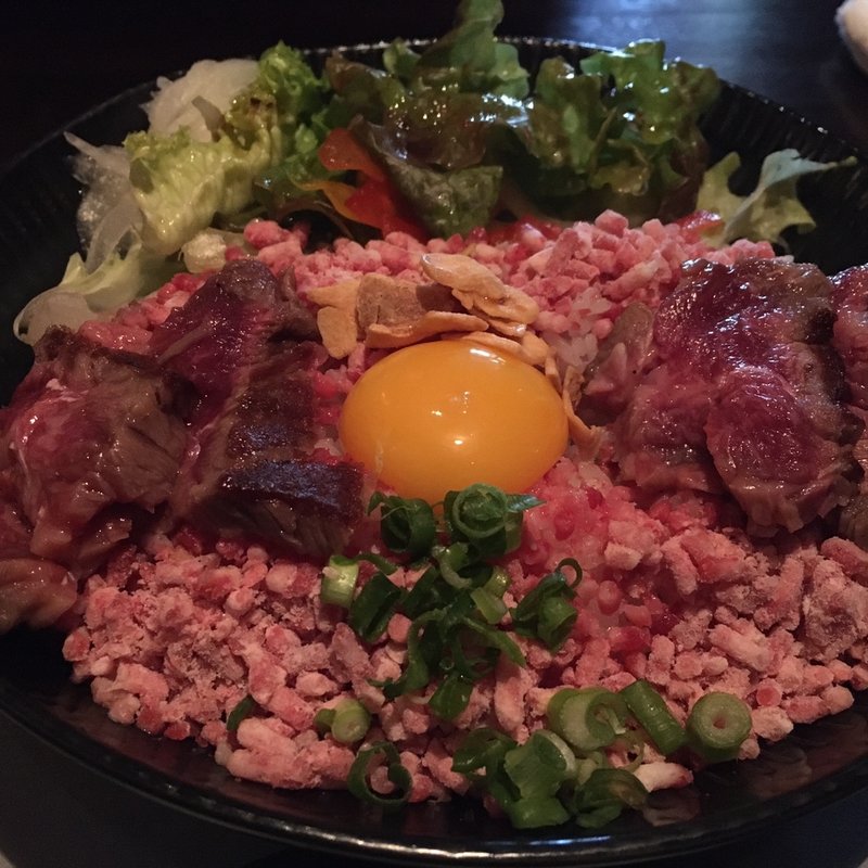 グルマン丼(肉びすとろ グルマン 三年坂)
