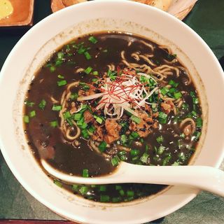 黒ごま坦々麺(オルオルカフェ)