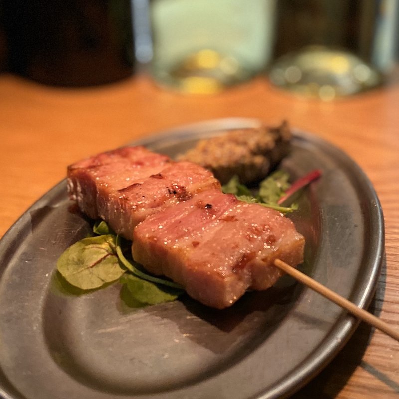 ピンチョス(厚切りベーコン)(Bishokuバル マル本店)