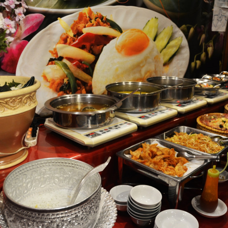 ランチビュッフェ(カオタイ )