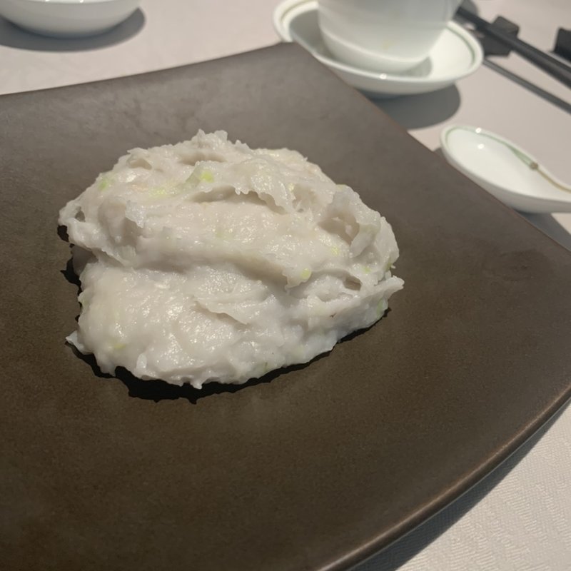 里芋のネギ油炒め(中国飯店 富麗華)