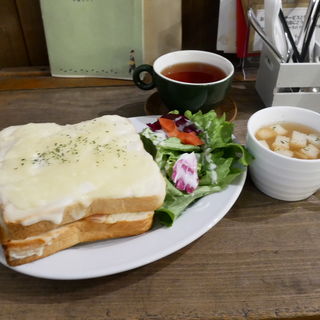 クロックムッシュ(ヨリミチ カフェ （yorimichi cafe）)