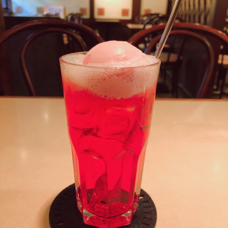 いちごフロート(琵琶湖 )