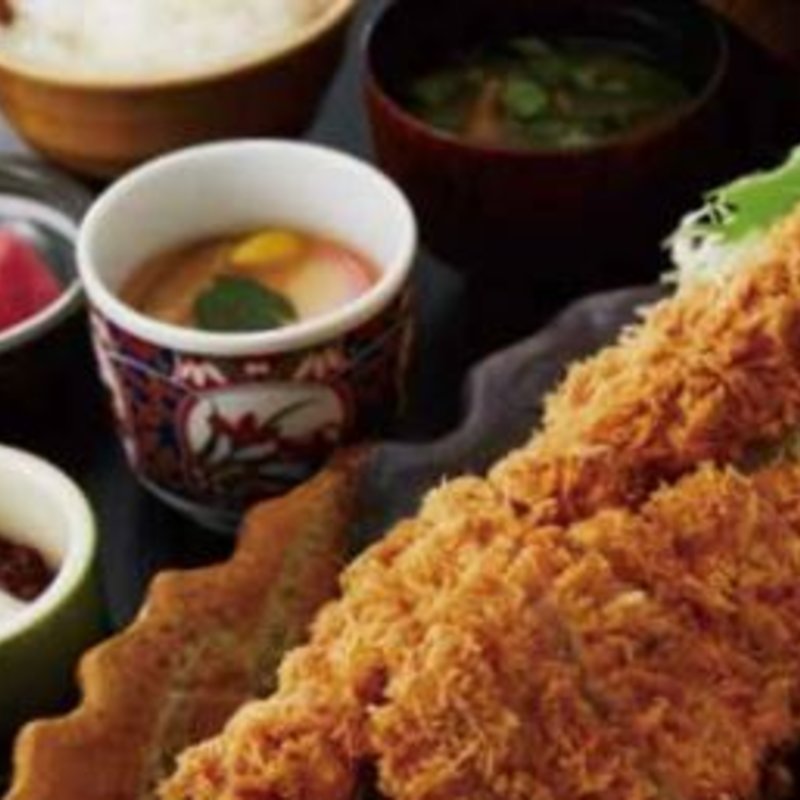 ジャンボ海老フライとロースかつ膳セット(かつアンドかつ 紫金山公園店)