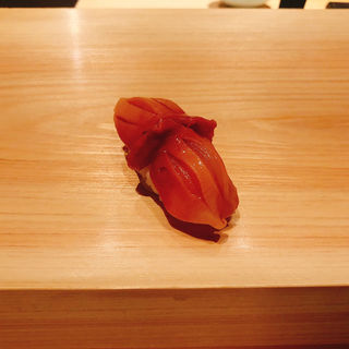 赤貝の握り(鮨 利崎)