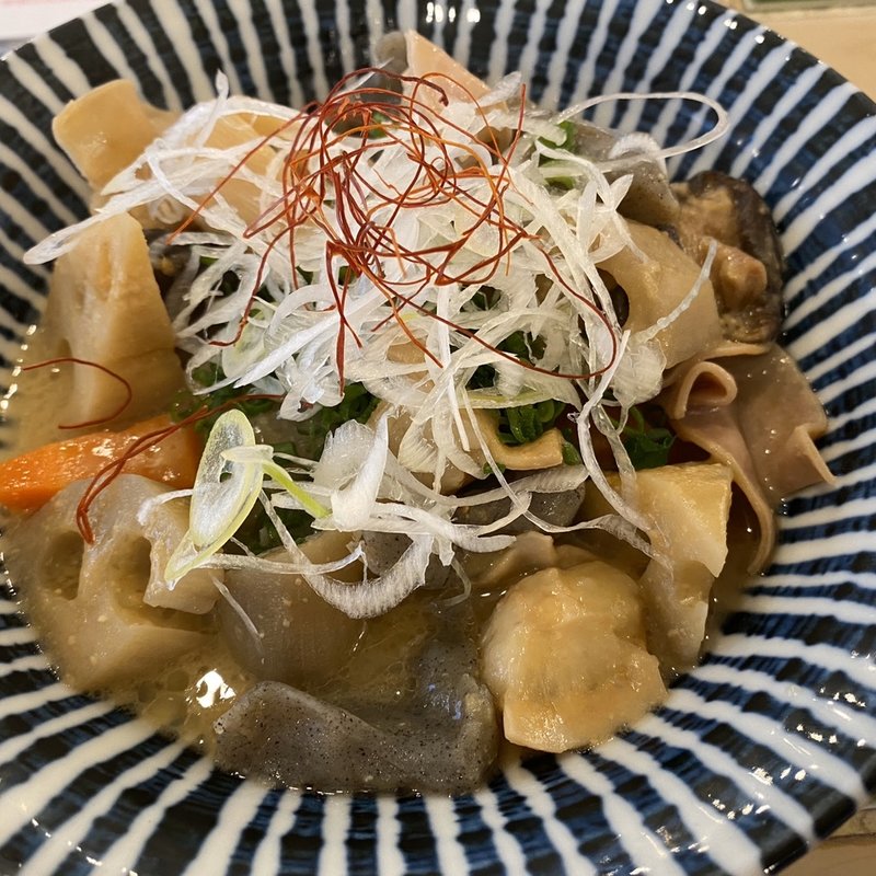 もつ煮込み(九州産直角打ち しらすくじら 福岡空港店)