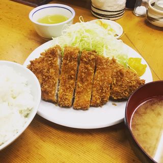 ロースかつ定食(山家 上野店)