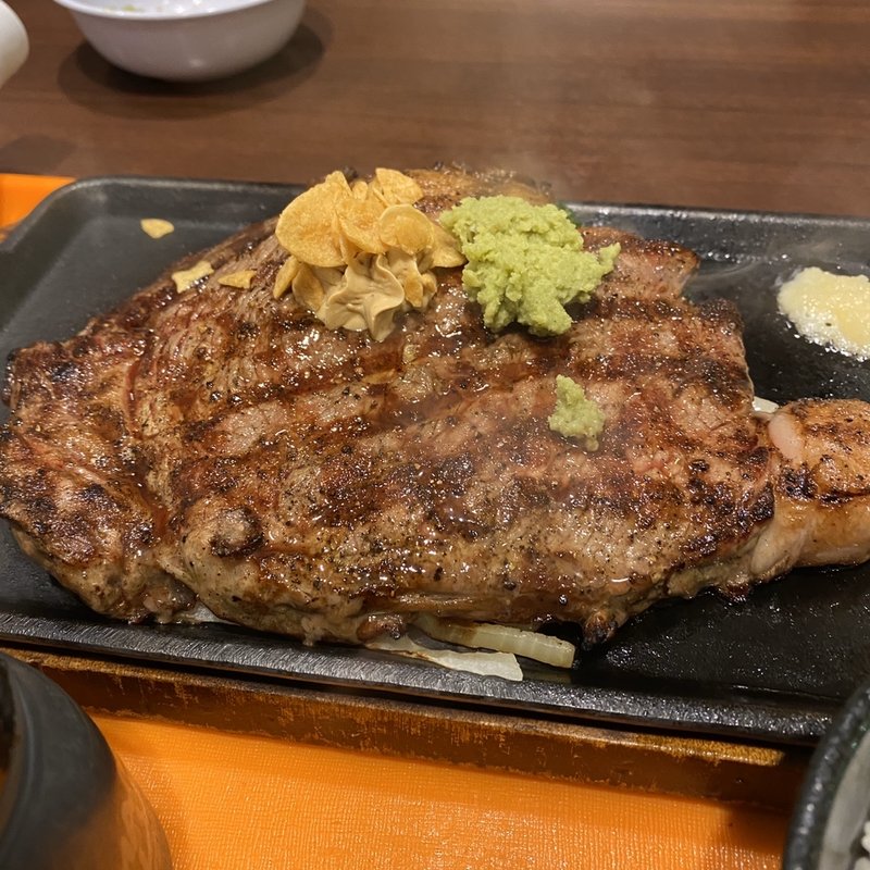 リブロースステーキ　400g(いきなりステーキ　宮原下りサービスエリア)