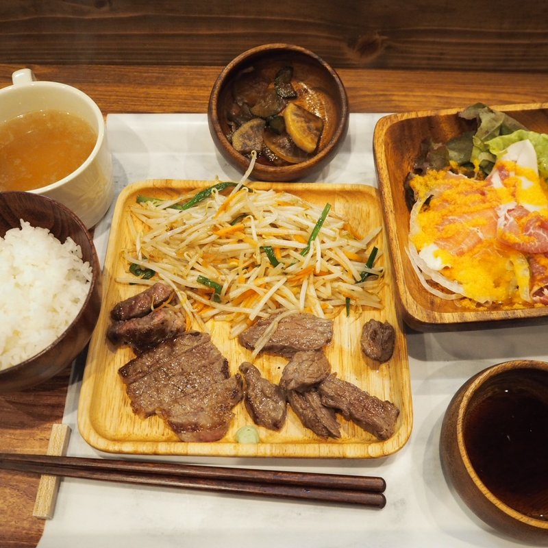 トリオセット　赤身、ハラミ、中落ち(Miyabi亭)