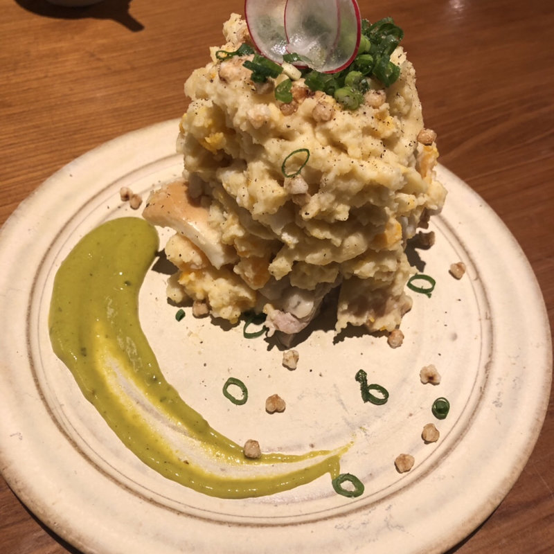 クリームチーズと燻製たまごのポテトサラダ(玄蕎麦 路庵)