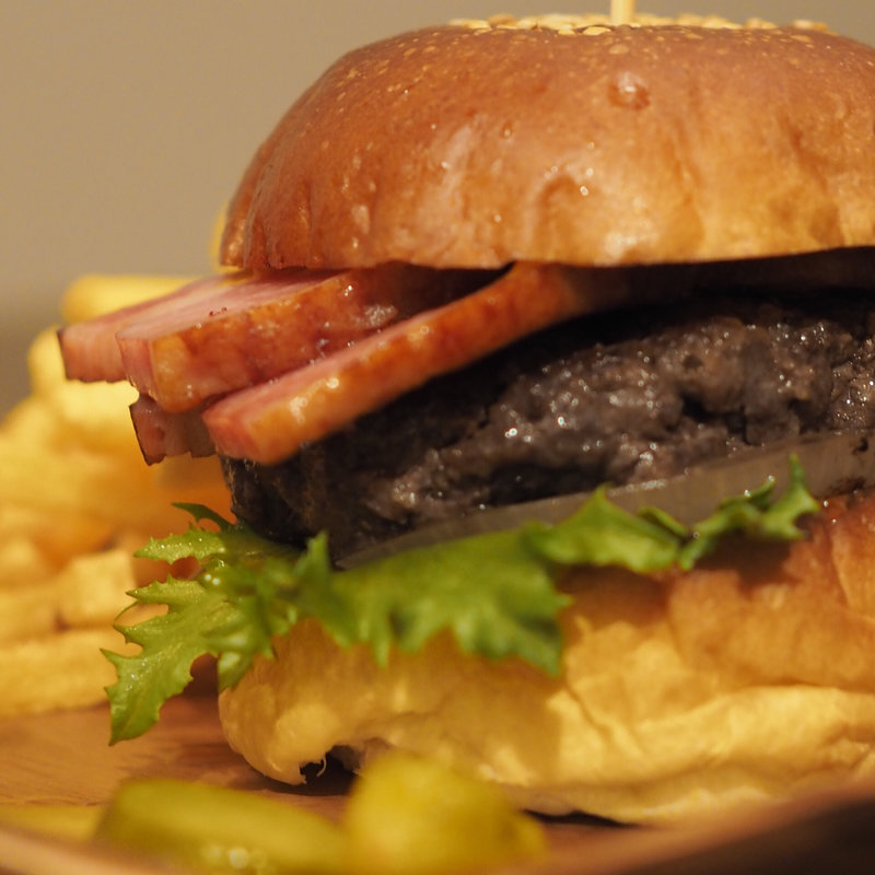 ベーコンバーガー(Burger Cafe Dining KOHAKU)