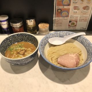 鶏魚介つけ麺(つけ麺一燈 新宿)