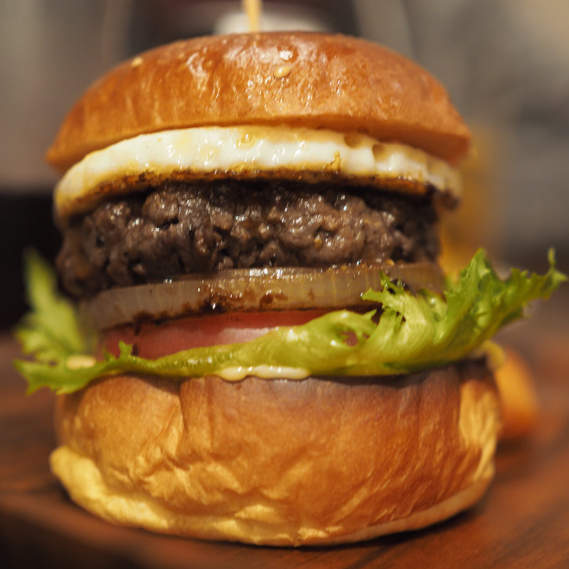 テリたまバーガー(Burger Cafe Dining KOHAKU)
