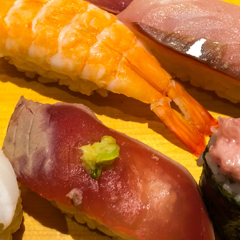 特盛にぎり(味噌汁茶碗蒸付)(魚がし日本一 赤坂店 （ウオガシニホンイチ）)