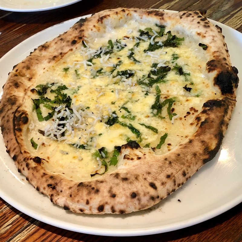 しらすと紫蘇チーズのクリームピッツァ(ピソリーノ マリナサイドテラス店 )