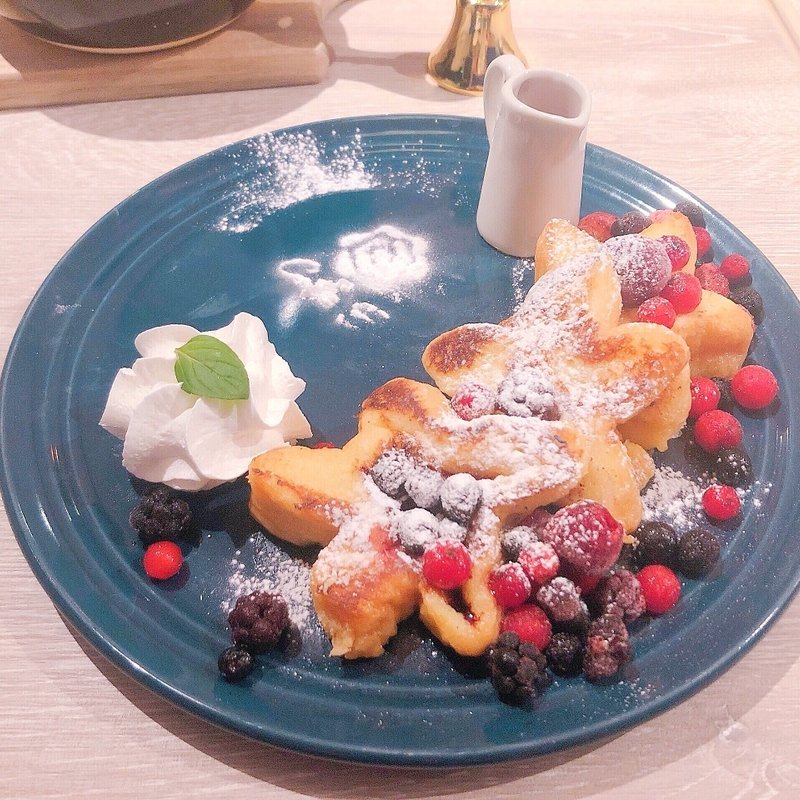 フレンチトースト ラズベリー(Cafe Eve)