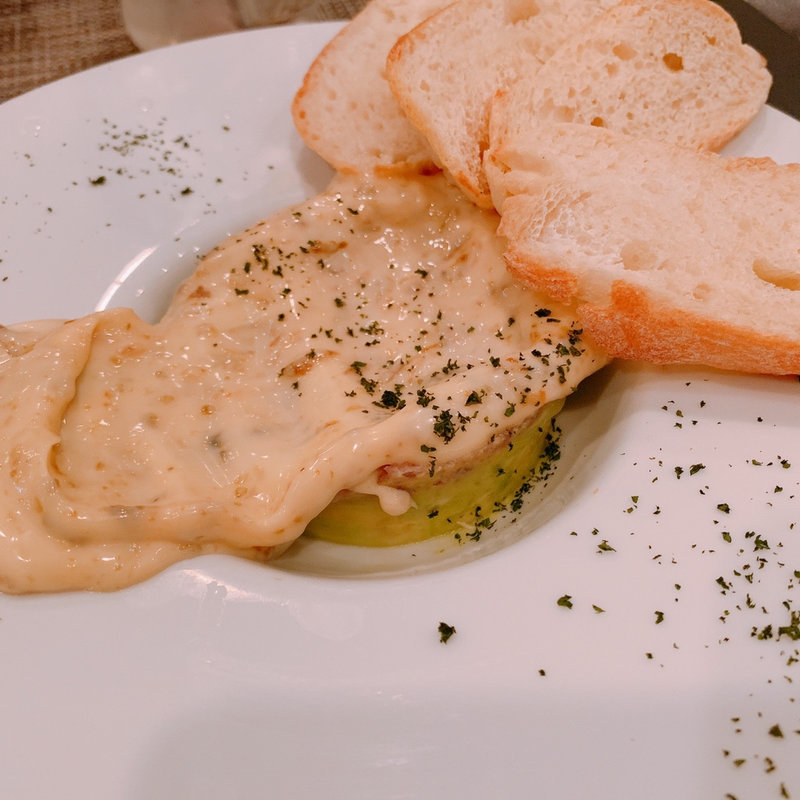 マグロとアボカドの岩海苔ディップ(OMOSAN BISTRO エービーフ)