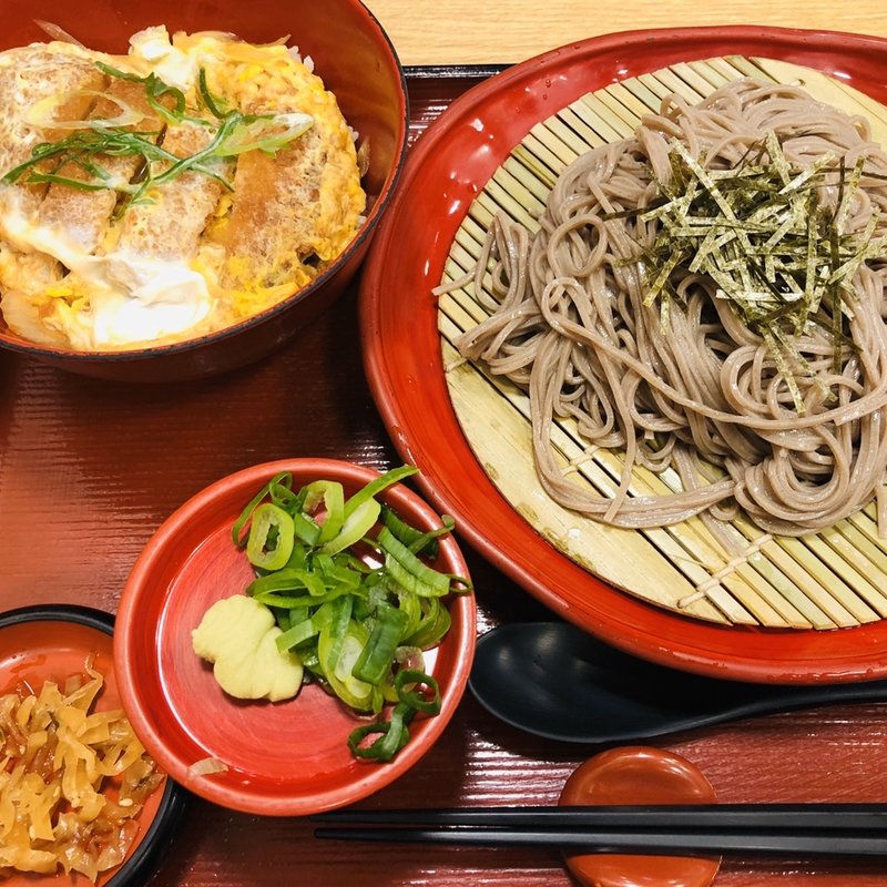 カツ丼定食(自家製麺 杵屋 高槻イオン店)