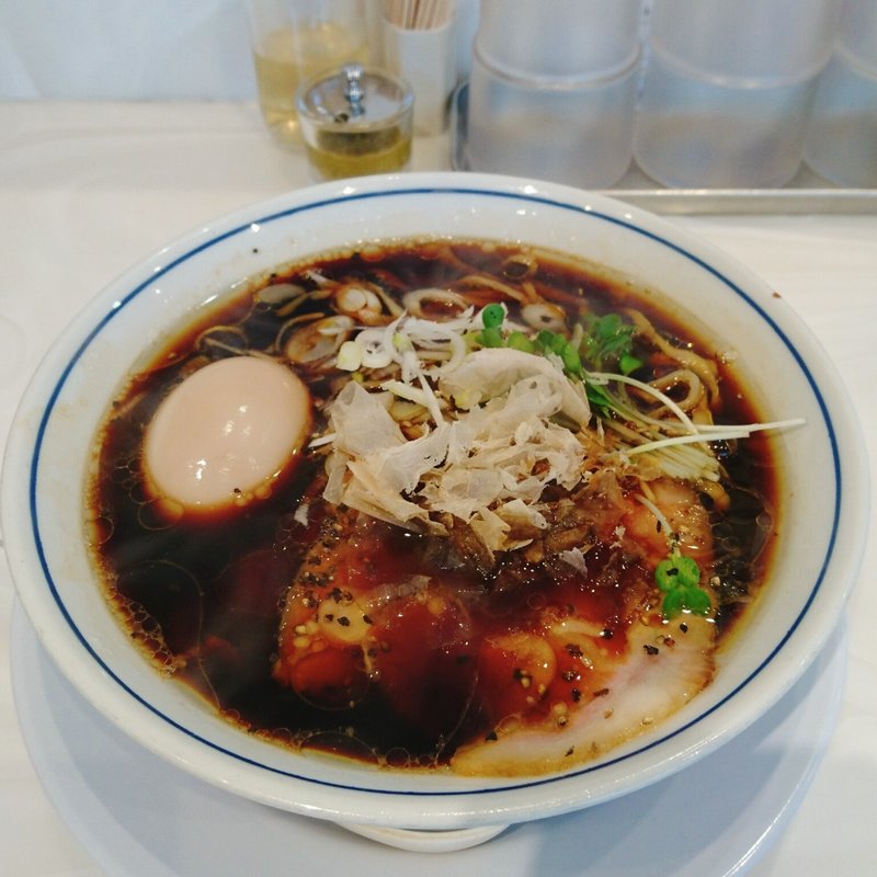 溜り醤油らーめん(らーめん鱗 茨木店 )