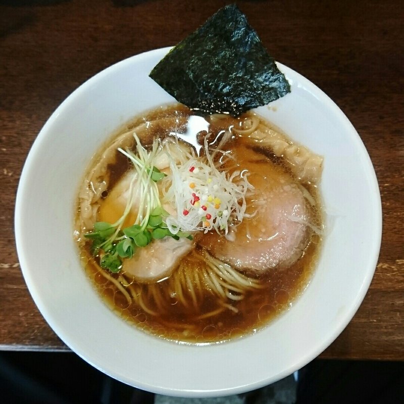 しょうゆラーメン(らぁめんひろりん)