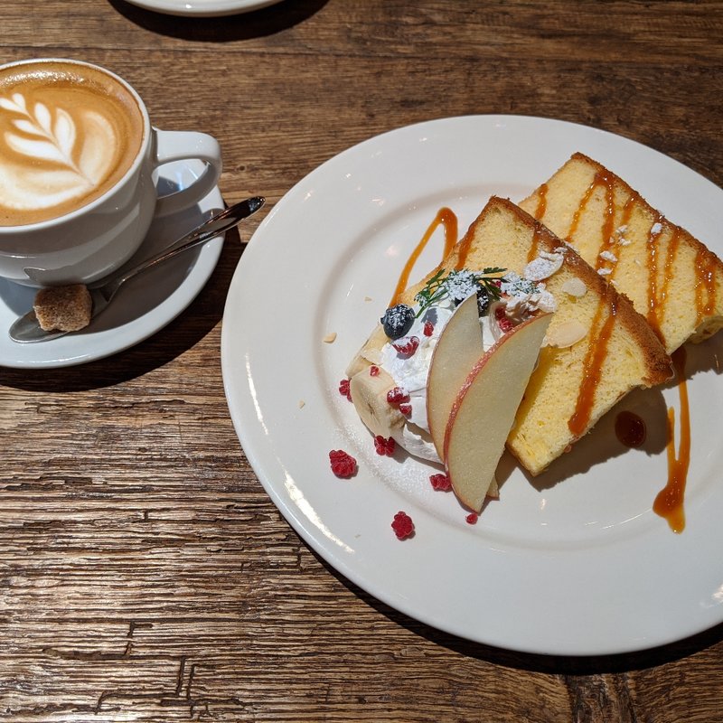 デザートセット(シフォンケーキ)(ザ・グローブ アンティークス)