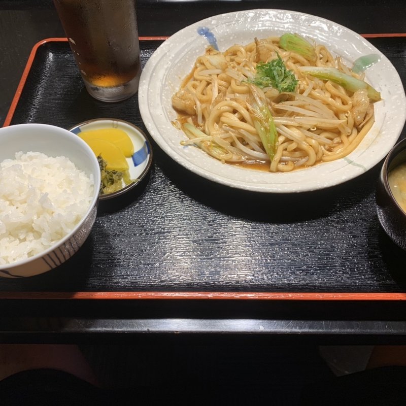 ホルモンうどん(ホテルナンカイ倉敷)
