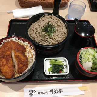 ソースかつ丼 明治亭 長野駅店 の口コミ一覧 おいしい一皿が集まるグルメコミュニティサービス Sarah
